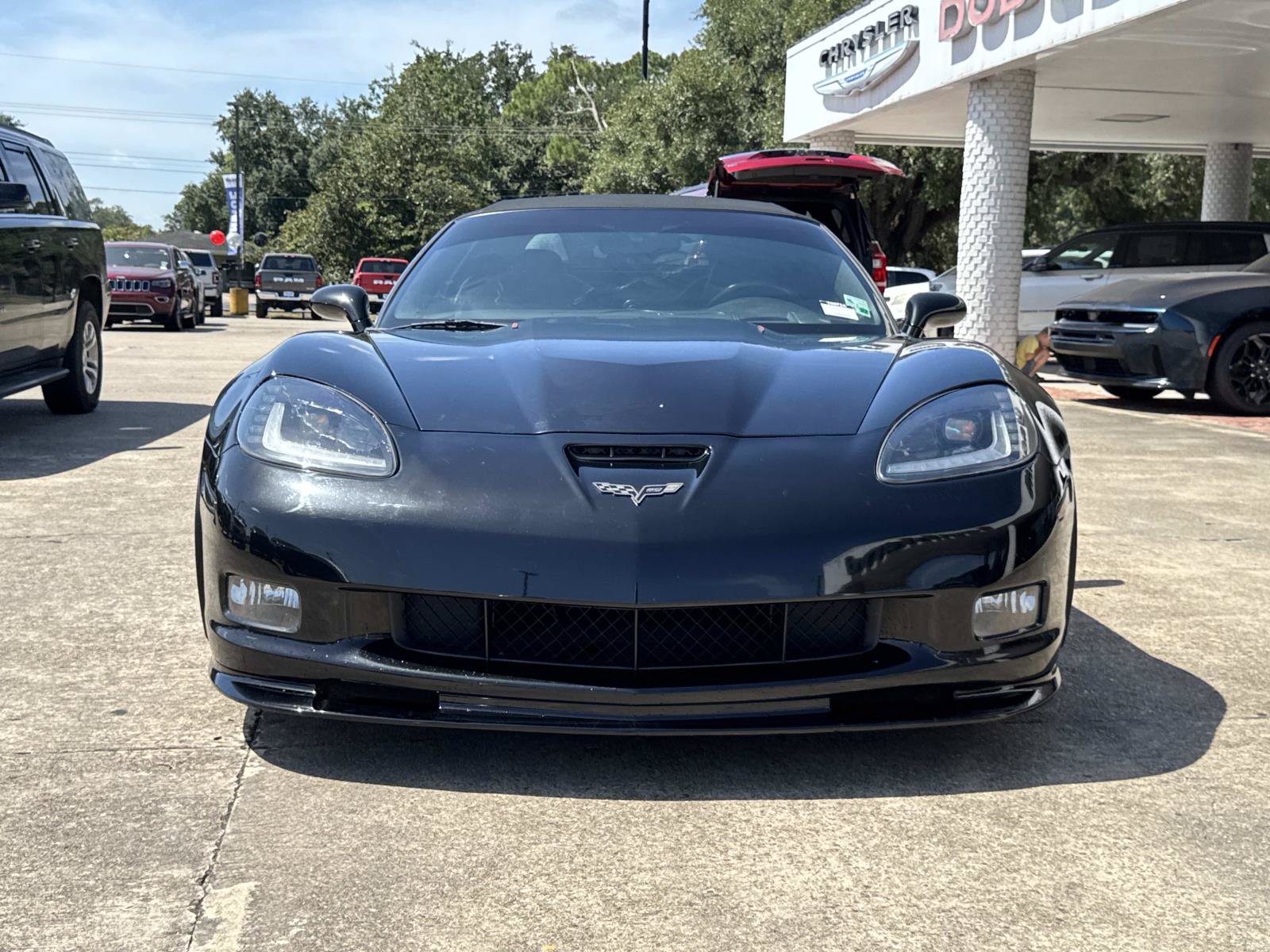 Used 2013 Chevrolet Corvette 427 w/ Z06 Carbon Fiber Package RWD image 2