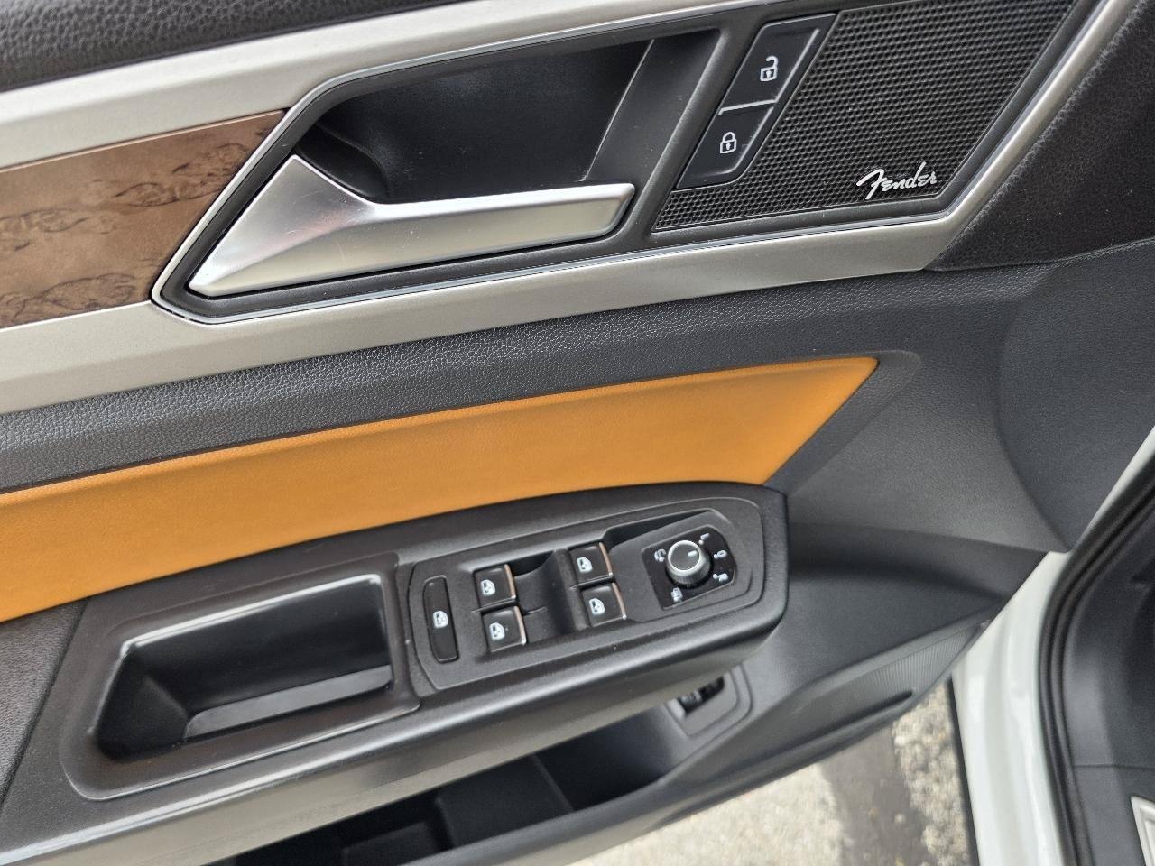 Used 2018 Volkswagen Atlas SEL Premium AWD/4WD image 15