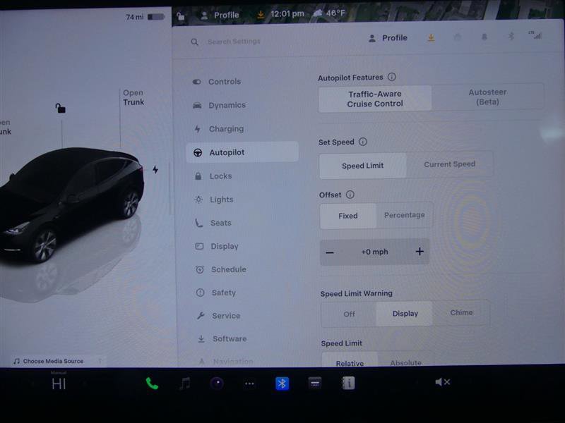 Used 2024 Tesla Model Y 2WD image 13