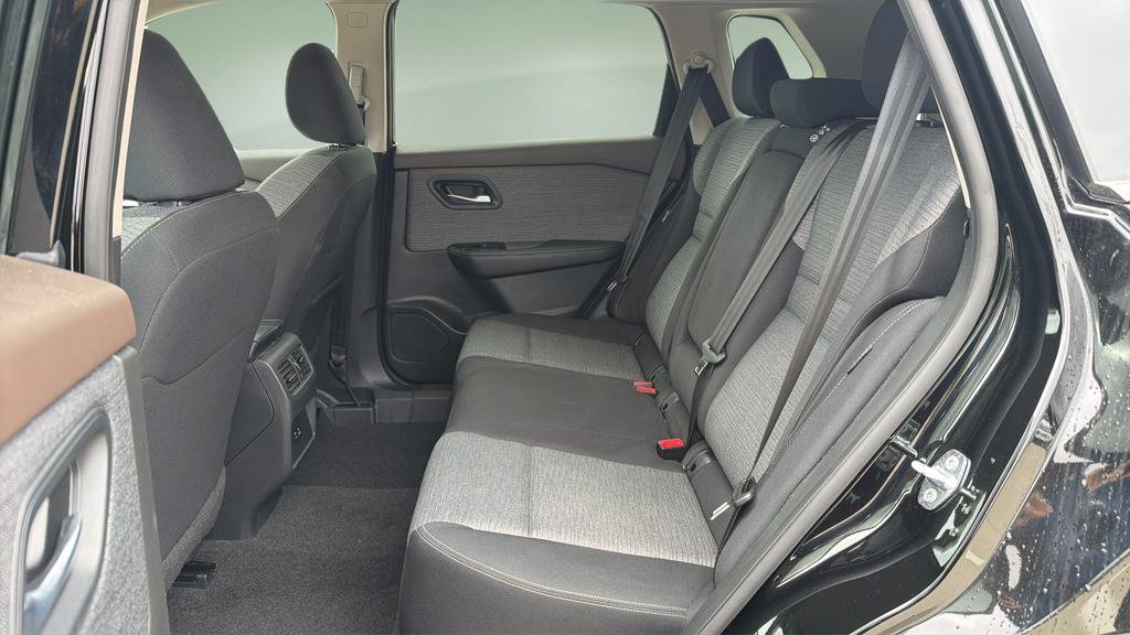 Certified 2023 Nissan Rogue SV AWD/4WD image 14