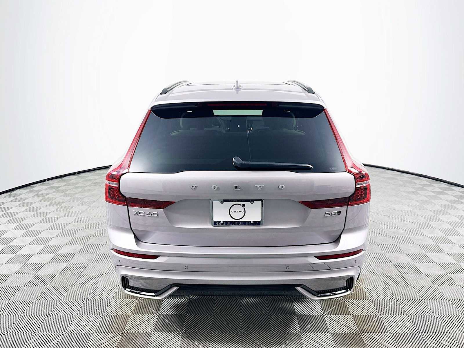 New 2026 Volvo XC60 B5 Plus w/ Climate Package image 6