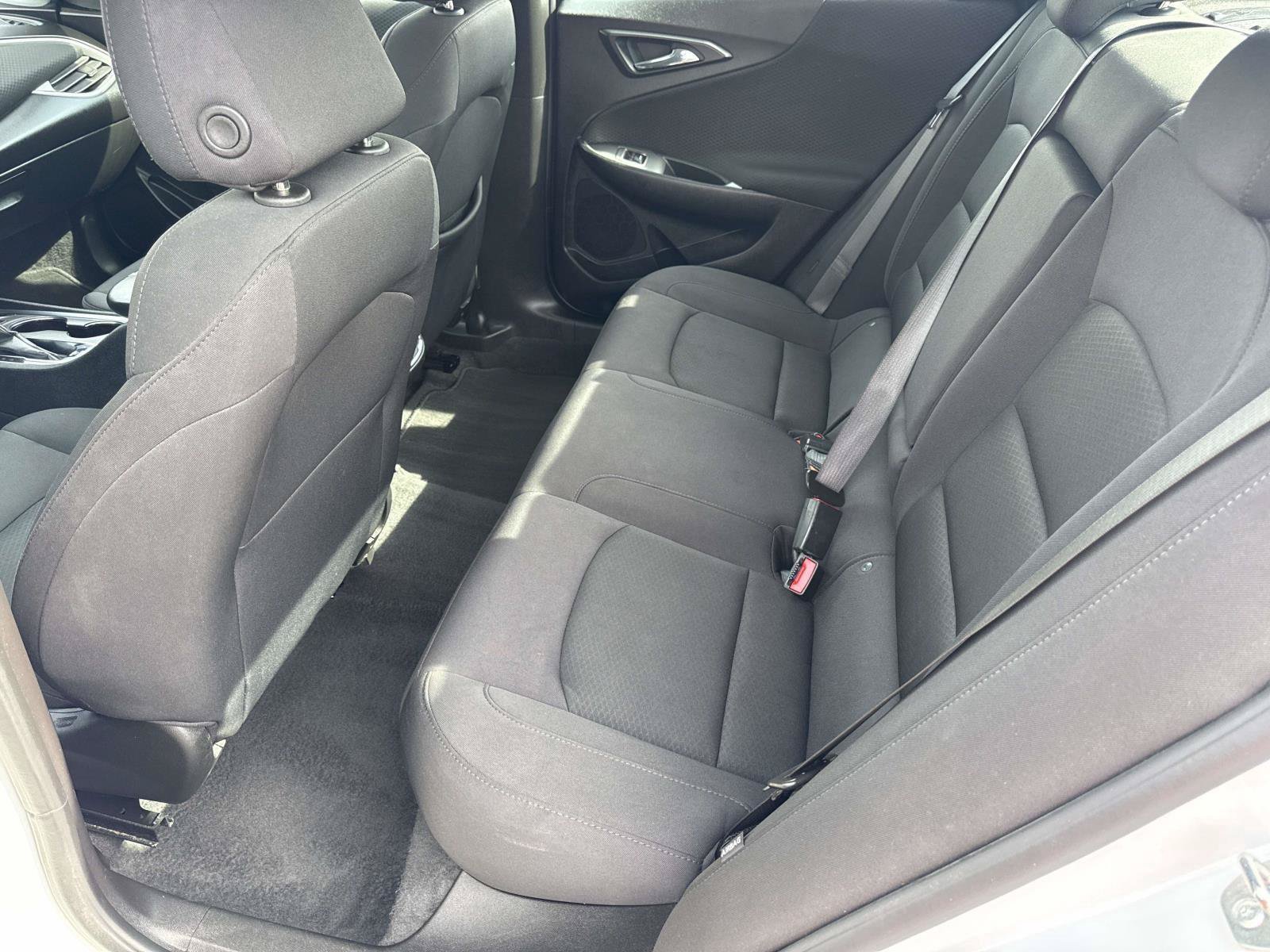 Used 2024 Chevrolet Malibu LT FWD image 16