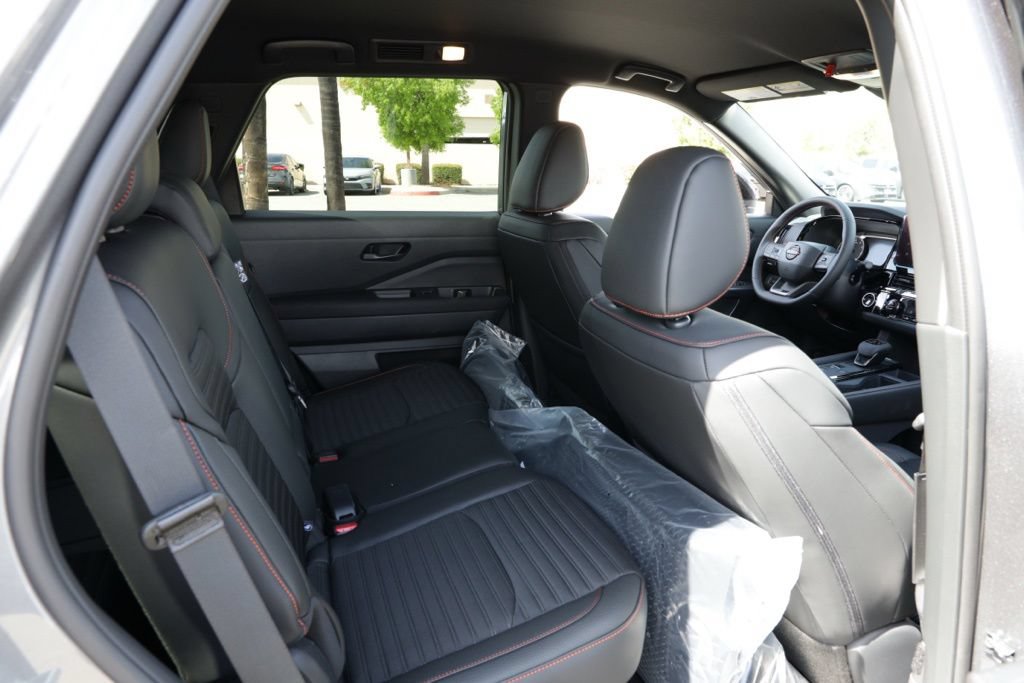 New 2026 Nissan Pathfinder Rock Creek AWD/4WD image 21