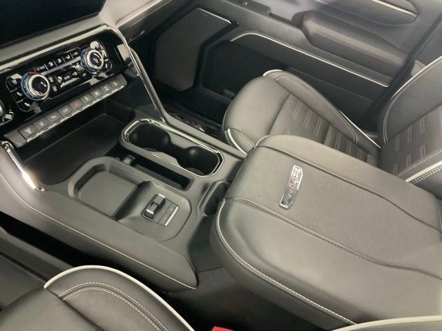 Used 2025 GMC Sierra 2500 AT4X image 22