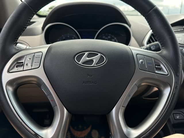 Used 2013 Hyundai Tucson GLS FWD image 19