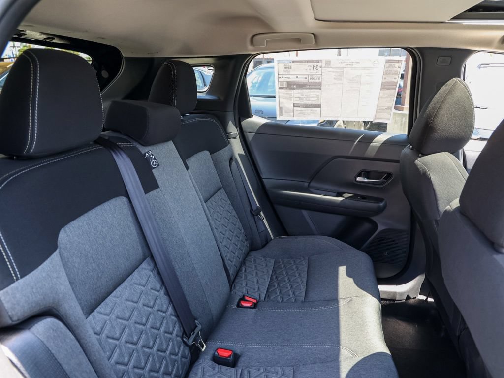 New 2026 Nissan Kicks SV w/ SV Premium Package FWD image 18