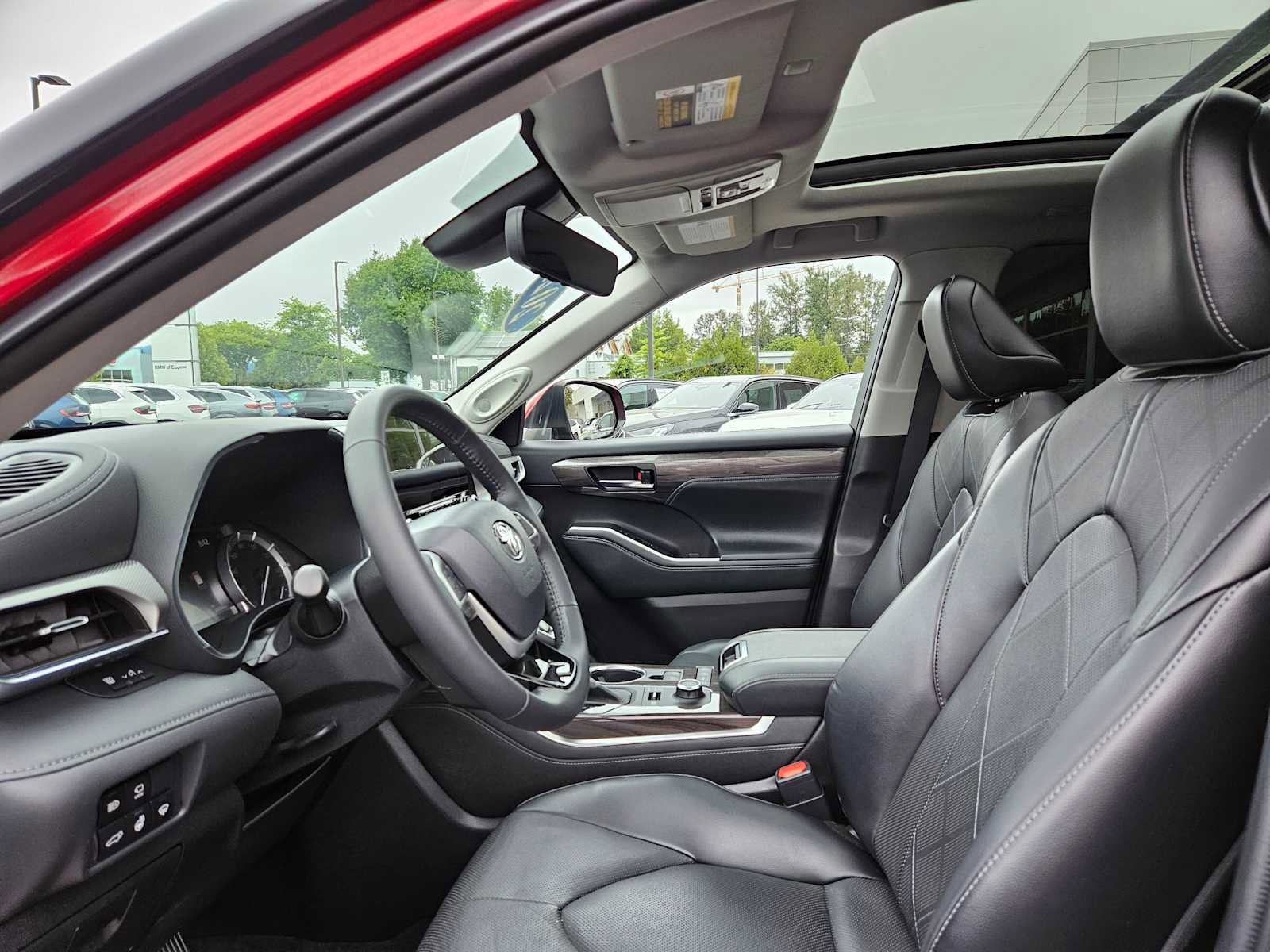 Used 2022 Toyota Highlander Platinum image 24