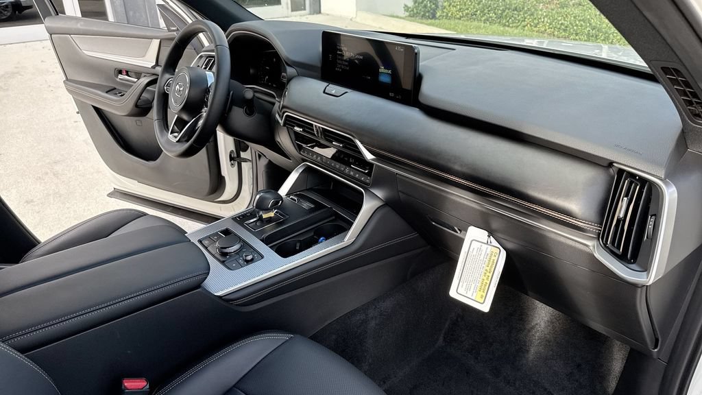New 2025 MAZDA CX-90 3.3 Turbo w/ Premium Plus Pkg AWD/4WD image 32