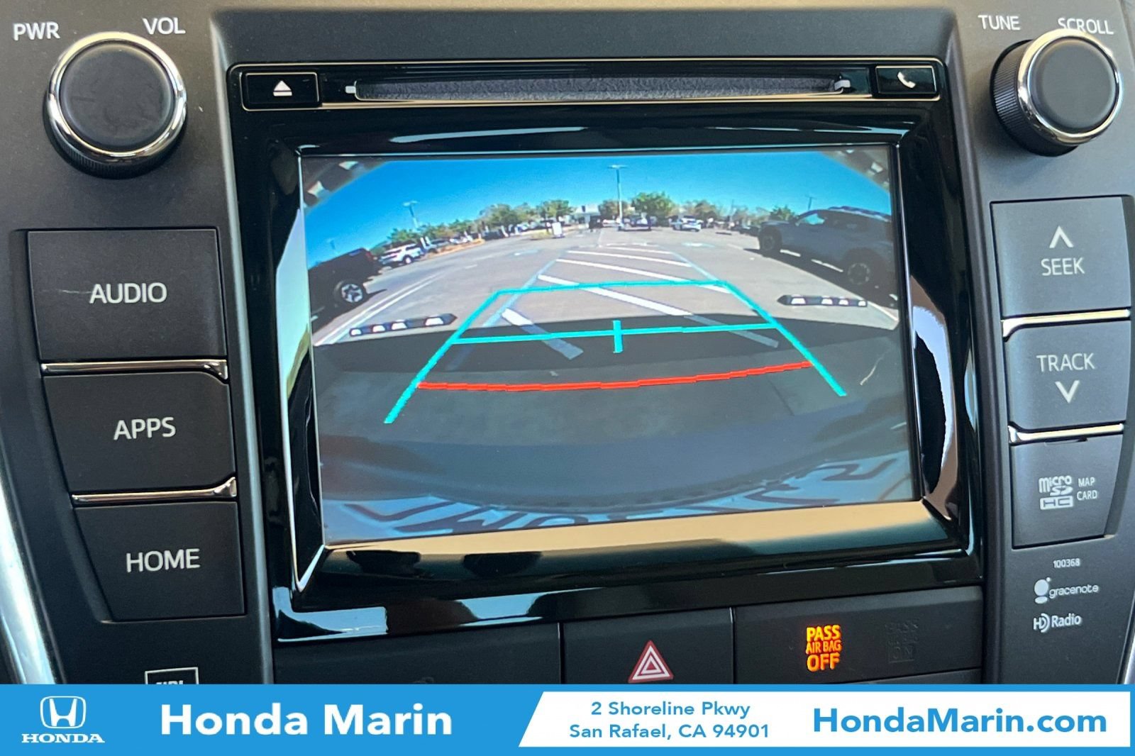Used 2015 Toyota Camry XLE w/ Moonroof Package FWD image 24