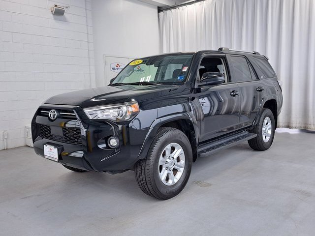 Used 2024 Toyota 4Runner SR5 AWD/4WD image 2
