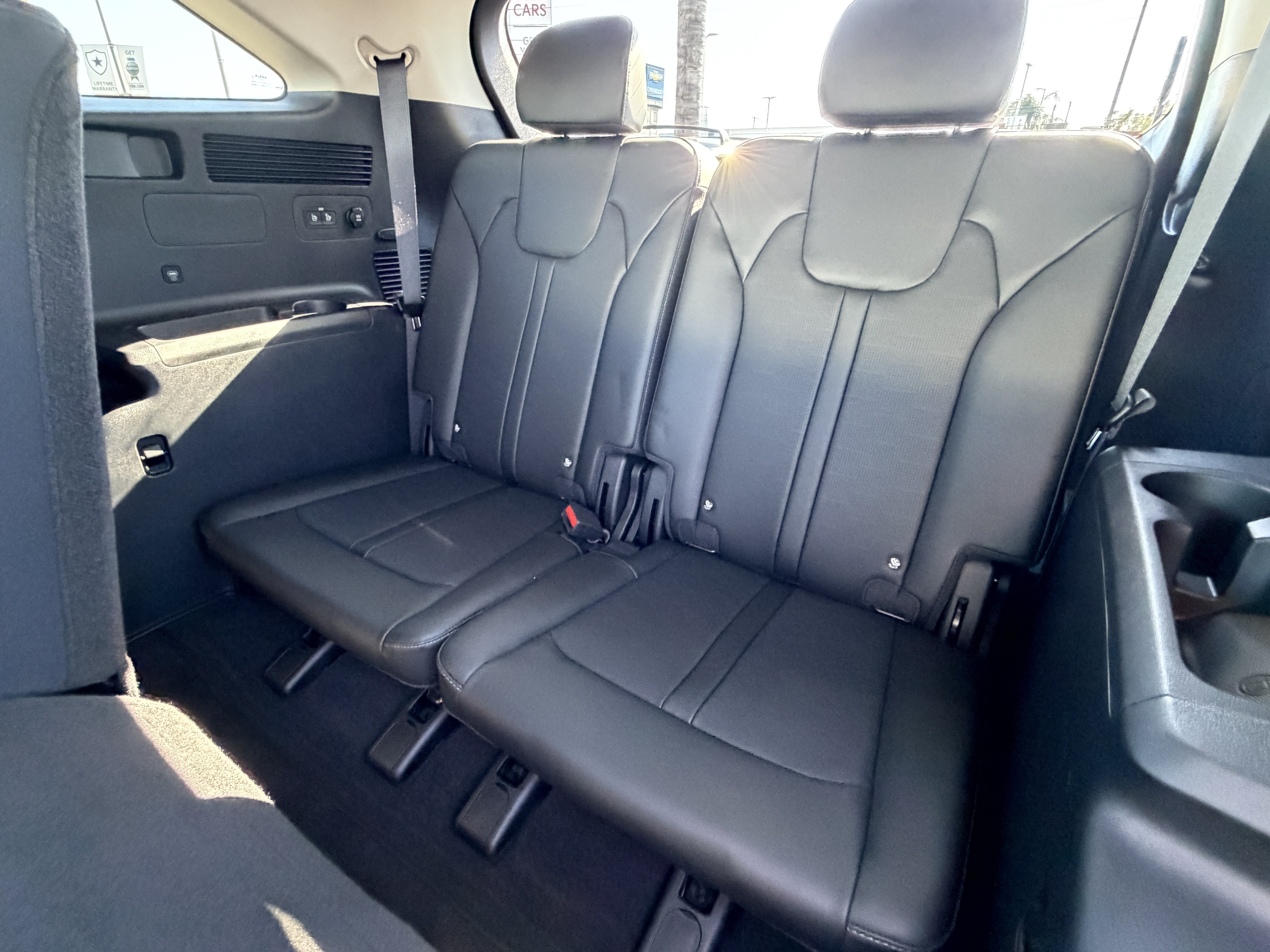 Certified 2025 Kia Sorento S w/ Panoramic Sunroof Package FWD image 29