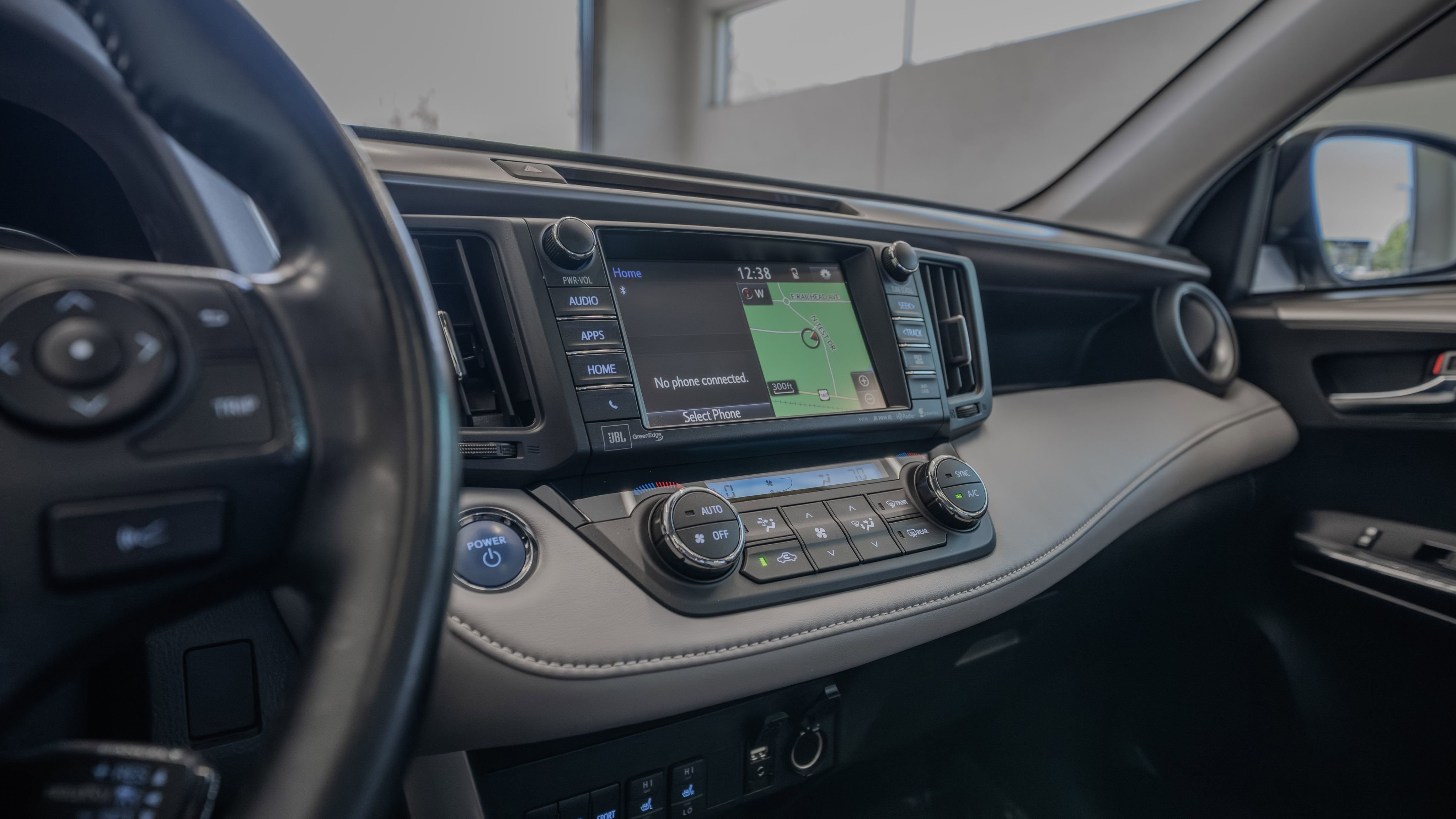 Used 2018 Toyota RAV4 Limited w/ Advanced Technology Package AWD/4WD image 33