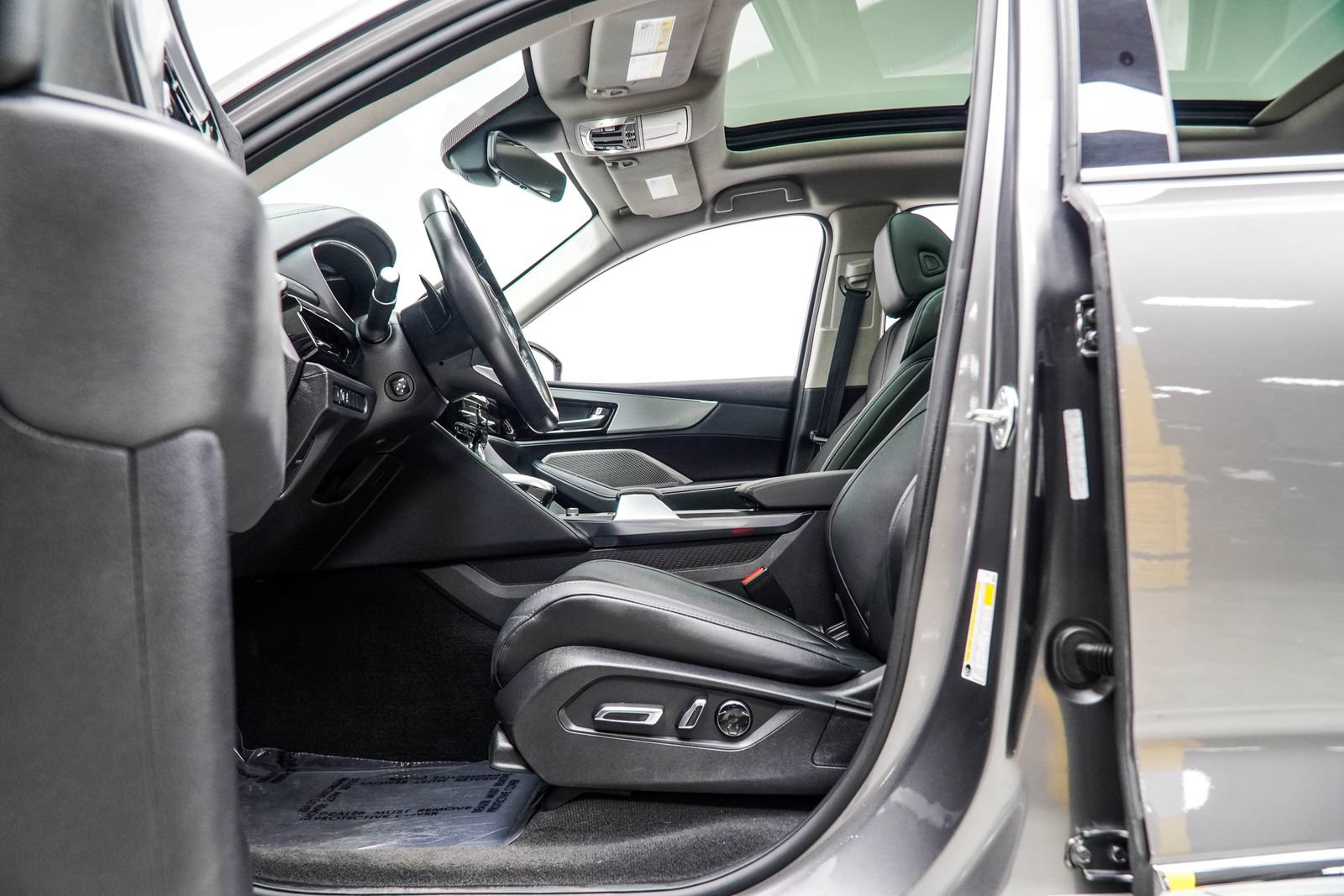 Used 2023 Acura MDX SH-AWD image 38