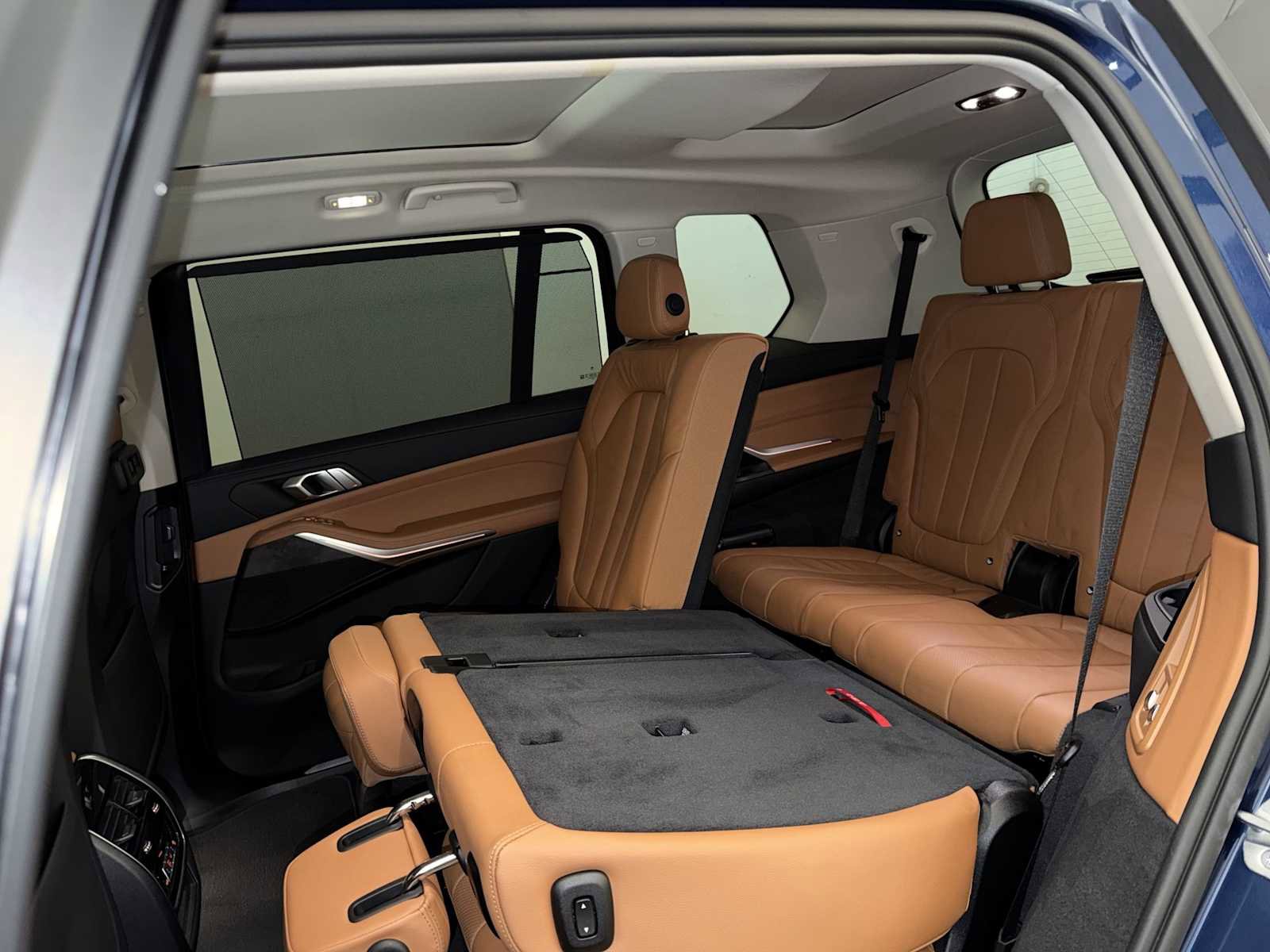 Certified 2022 BMW X7 xDrive40i w/ Premium Package image 22