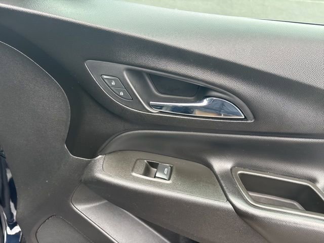 Used 2020 Chevrolet Equinox LT image 12