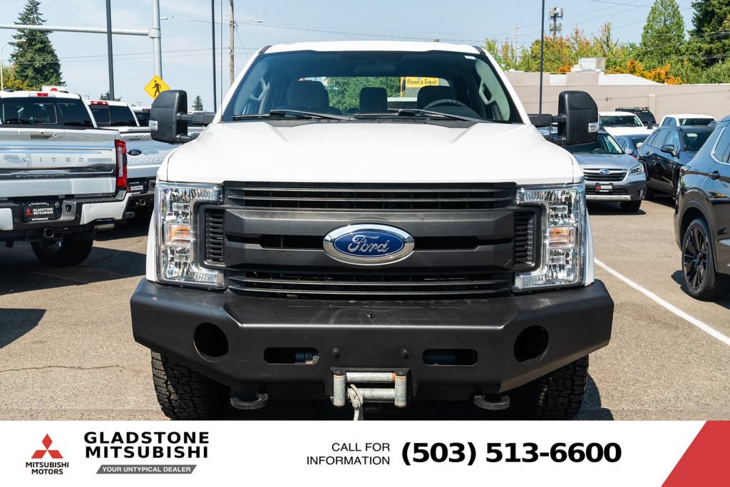 Used 2019 Ford F250 XL w/ Power Equipment Group AWD/4WD image 2