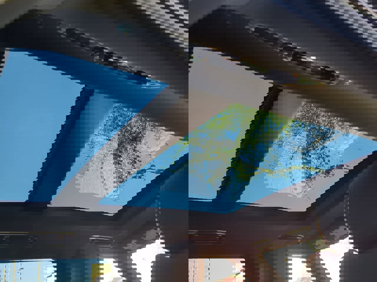 Used 2023 Land Rover Range Rover Sport SE Dynamic image 22