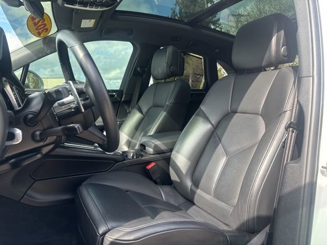 Used 2022 Porsche Macan image 9
