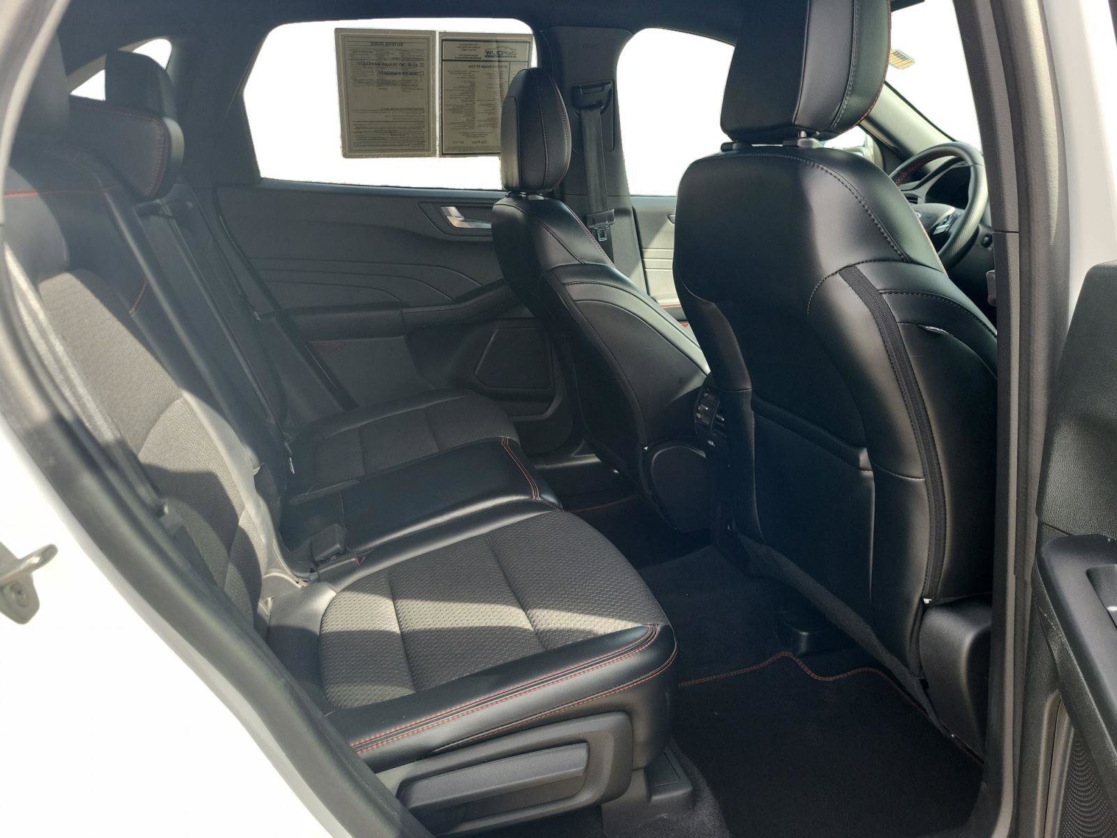 Used 2023 Ford Escape ST-Line image 24