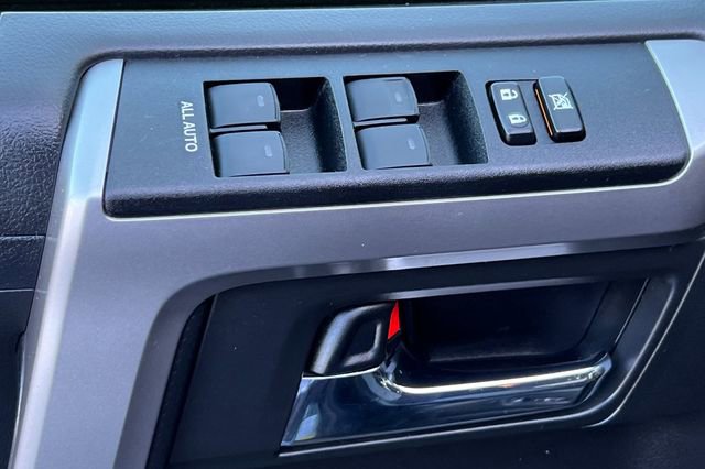 Used 2022 Toyota 4Runner SR5 image 15