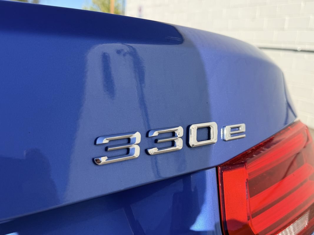 Used 2016 BMW 330e RWD image 25