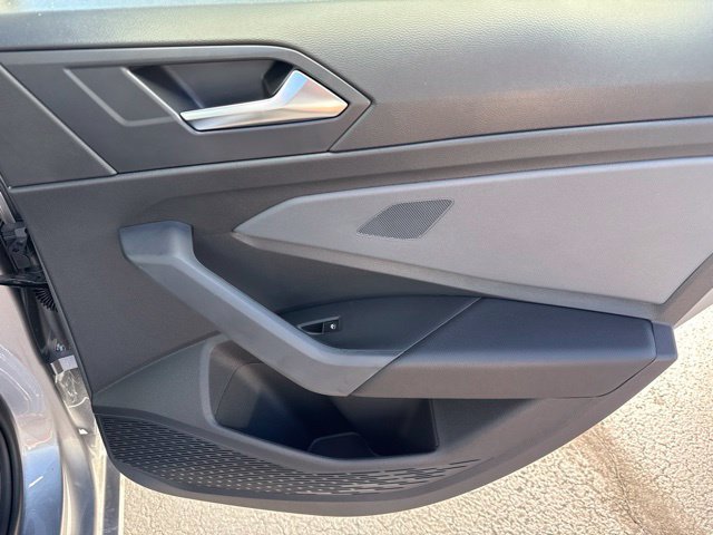 New 2027 Volkswagen Jetta SE FWD image 31