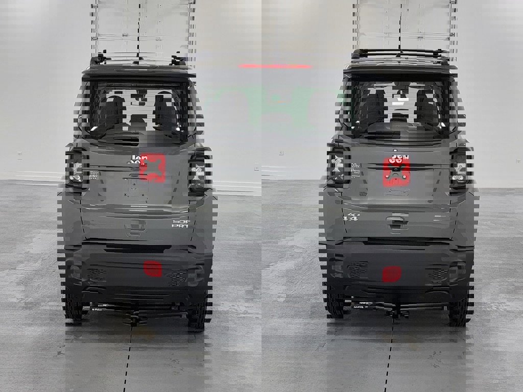 Used 2021 Jeep Renegade Sport image 8