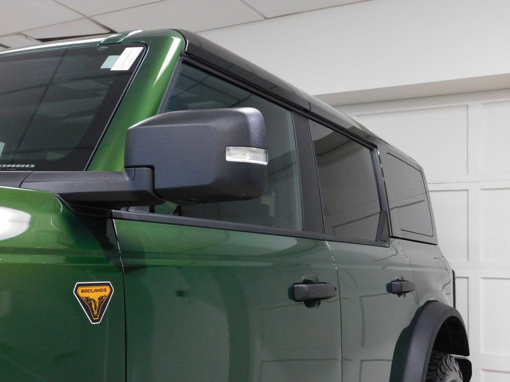 Used 2024 Ford Bronco Badlands image 23