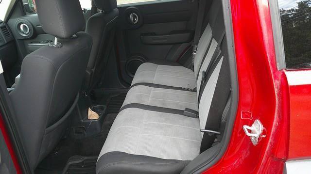 Used 2007 Dodge Nitro SXT AWD/4WD image 9