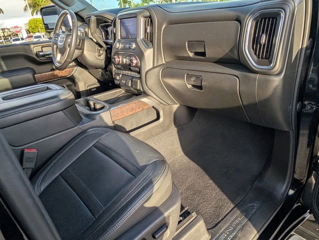 Used 2020 GMC Sierra 3500 Denali w/ Denali Ultimate Package image 16