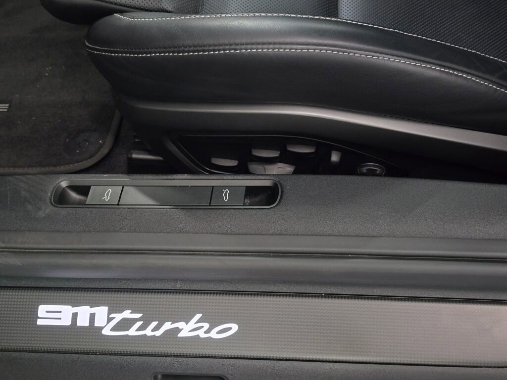Certified 2023 Porsche 911 Turbo AWD/4WD image 35