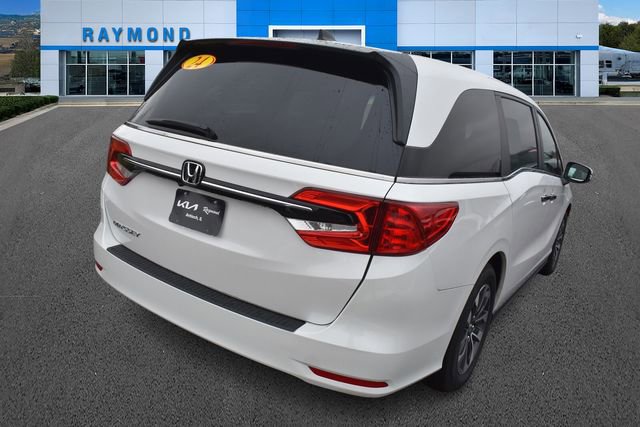 Used 2024 Honda Odyssey EX-L image 3