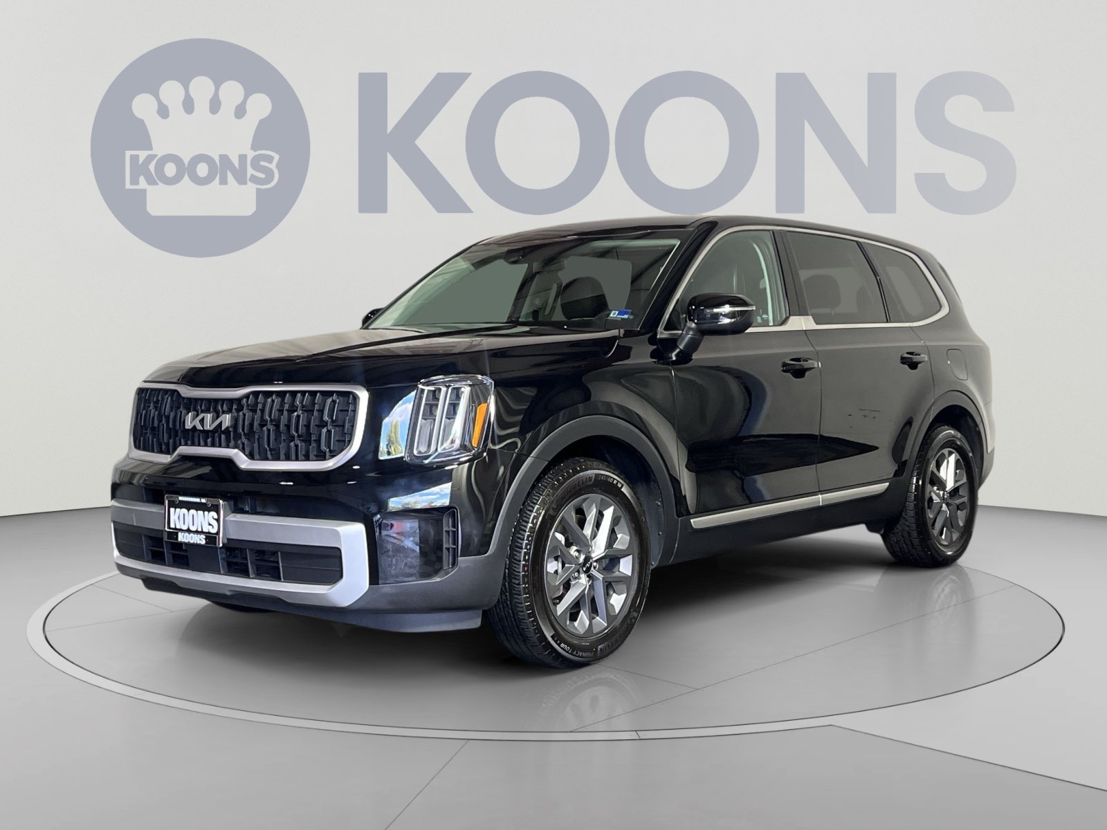 Used 2024 Kia Telluride LX AWD/4WD image 1