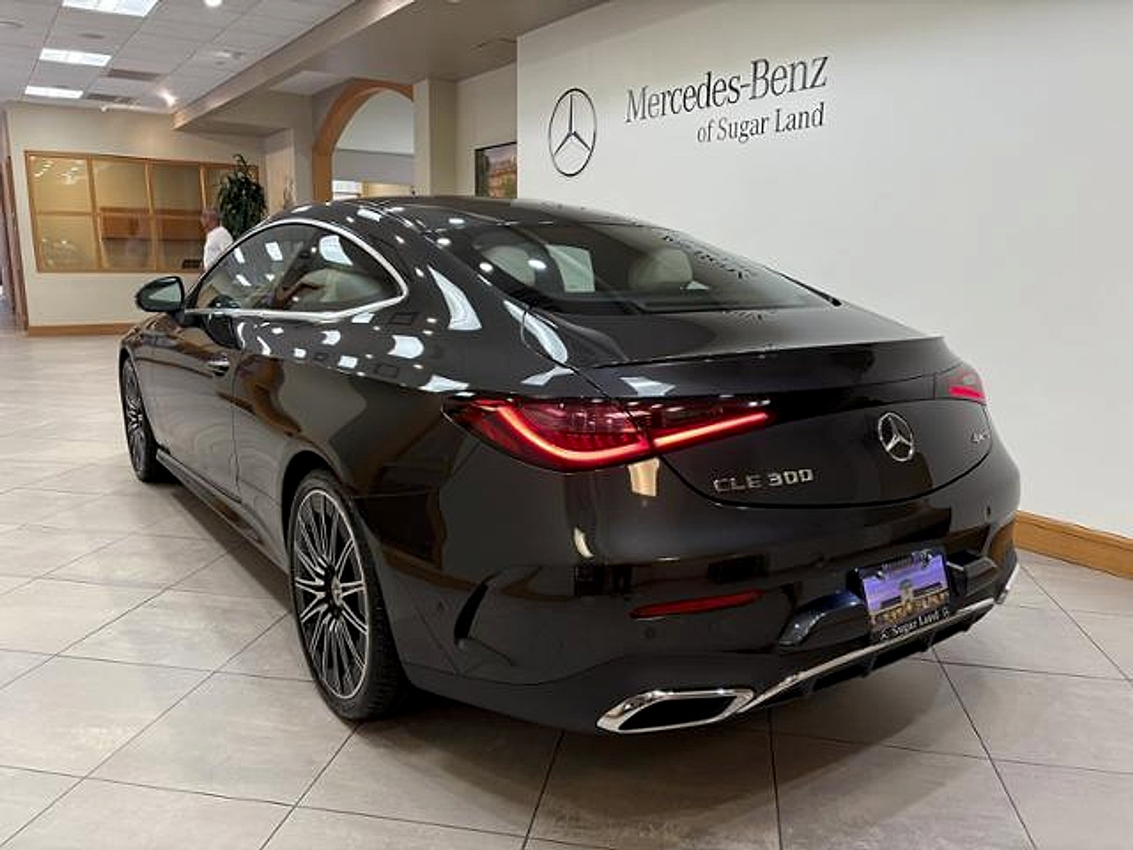 New 2026 Mercedes-Benz CLE 300 4MATIC Coupe image 4