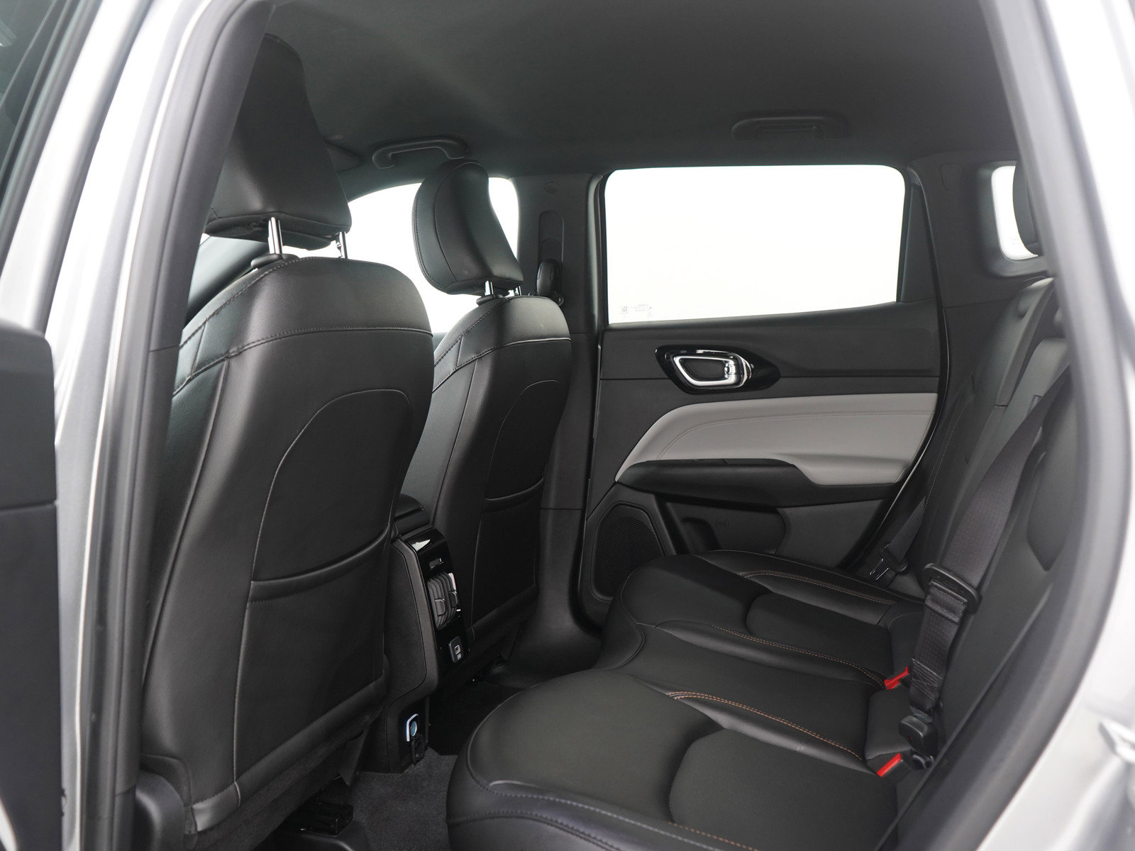 Used 2023 Jeep Compass Limited AWD/4WD image 18