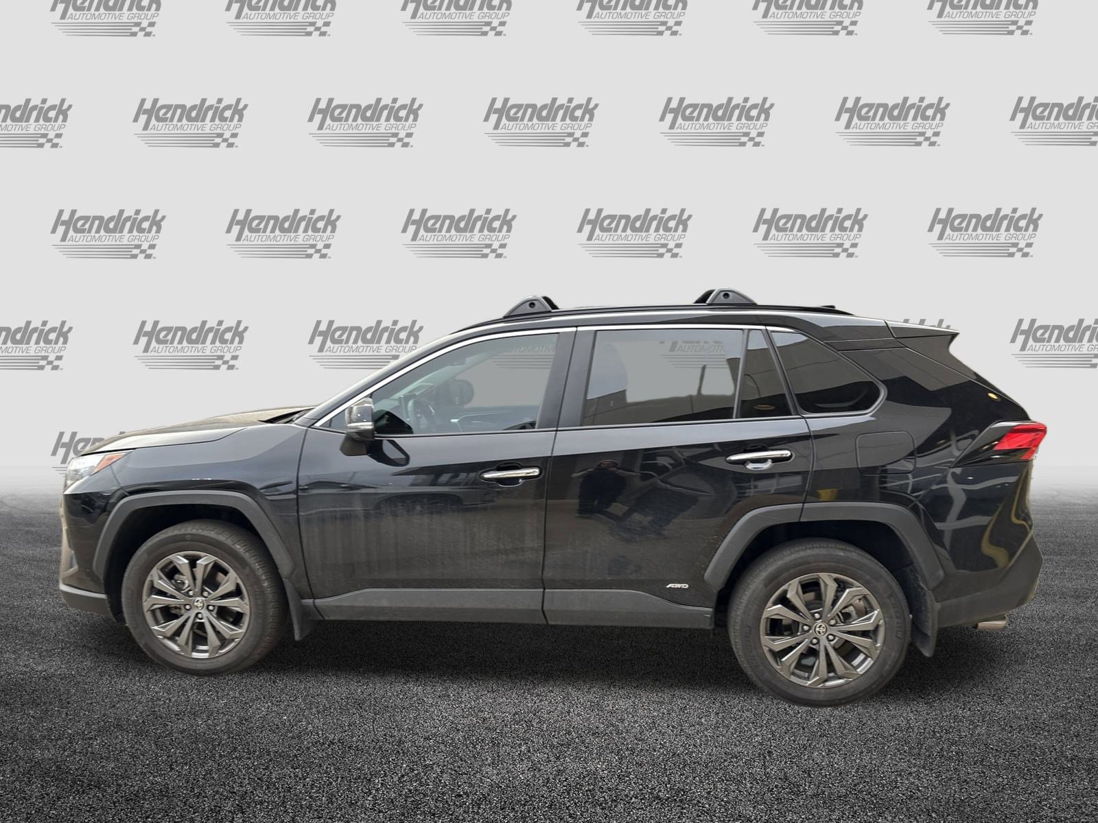 Used 2022 Toyota RAV4 Limited image 7
