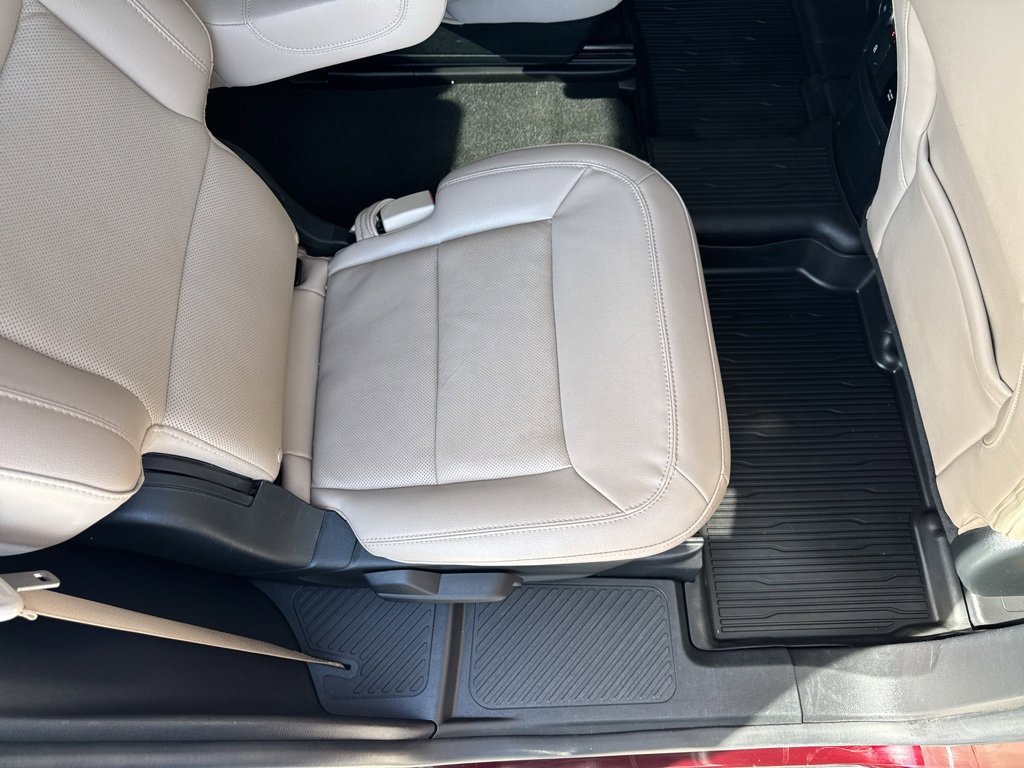 Used 2022 Ford Explorer Limited w/ Equipment Group 301A image 18