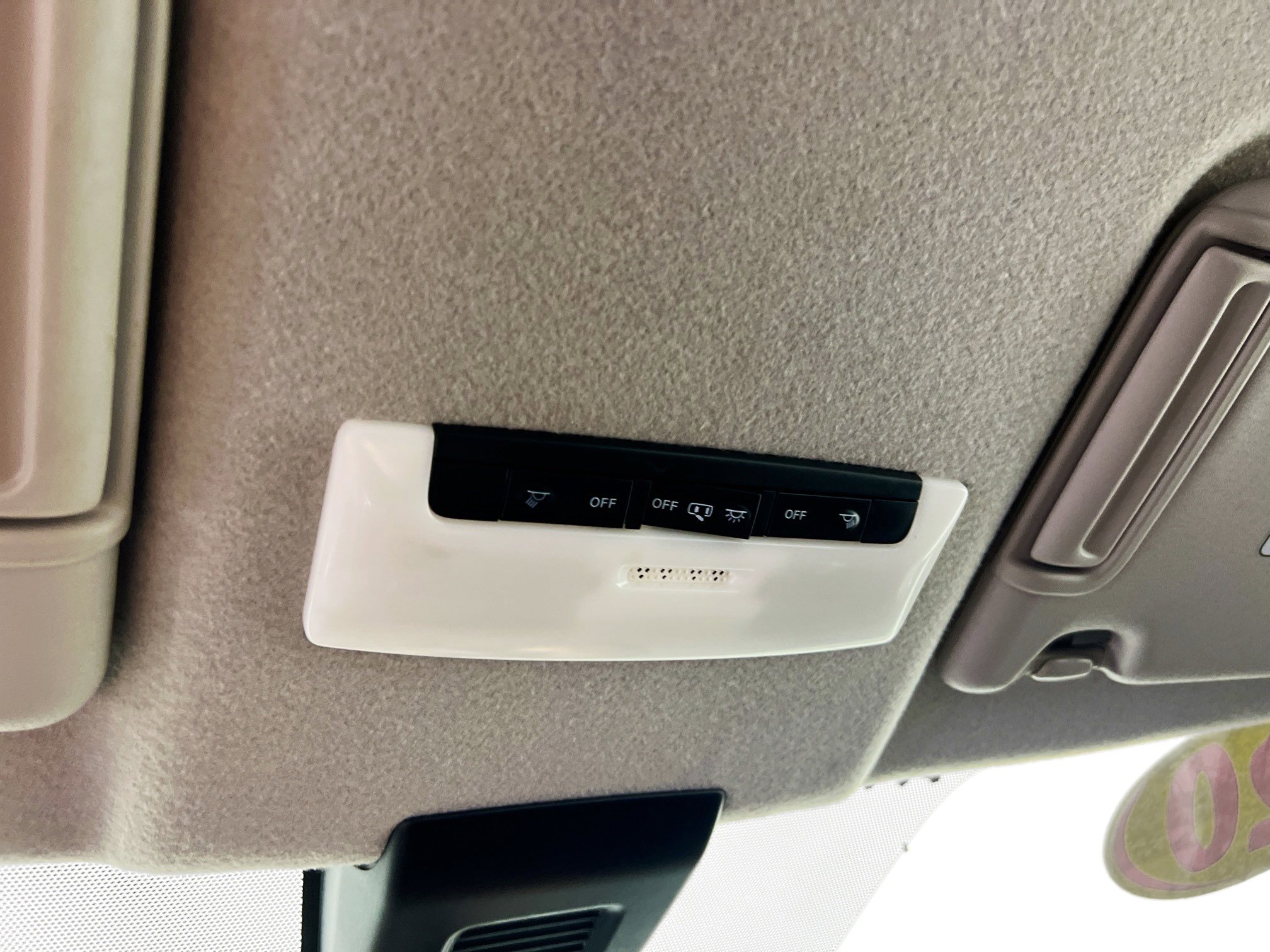 Used 2020 Nissan Kicks SV FWD image 22