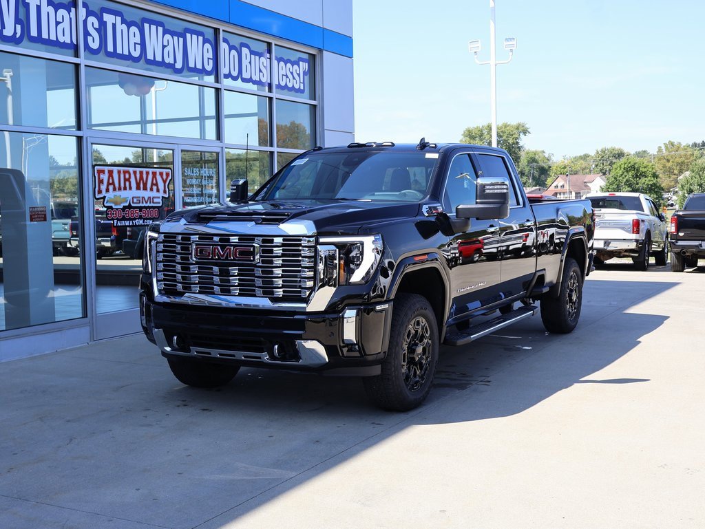 New 2026 GMC Sierra 3500 Denali w/ Denali Reserve Package image 6