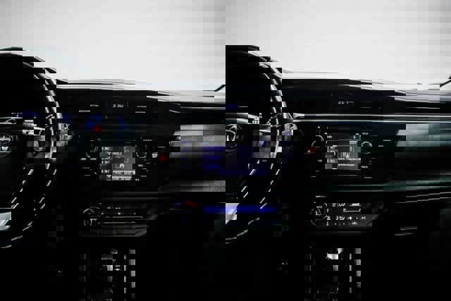 Used 2015 Toyota Corolla S image 12