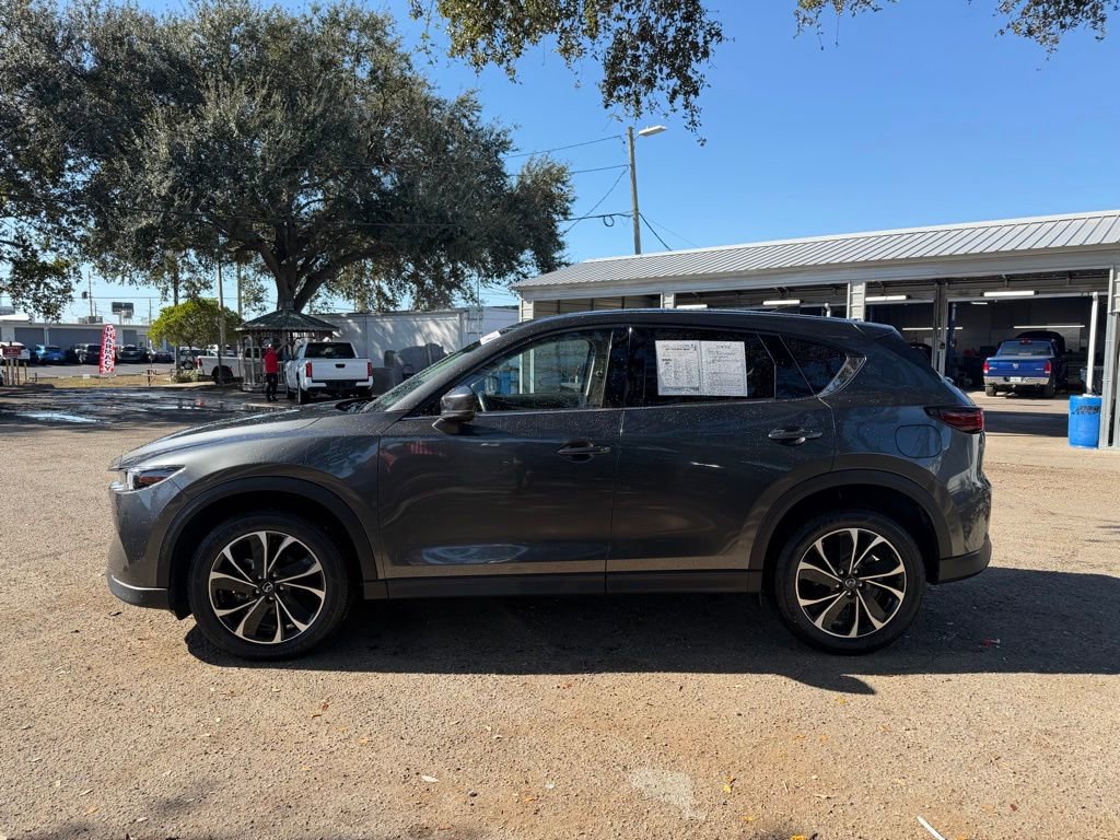 Used 2022 MAZDA CX-5 AWD 2.5 S w/ Premium Plus Pkg image 3