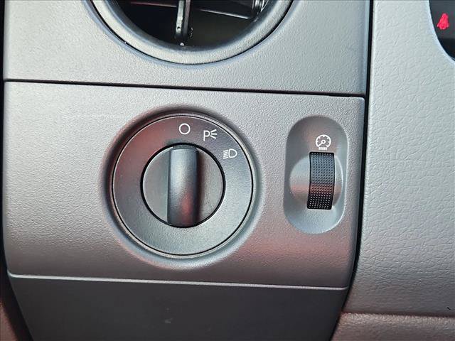 Used 2007 Ford F150 STX RWD image 17