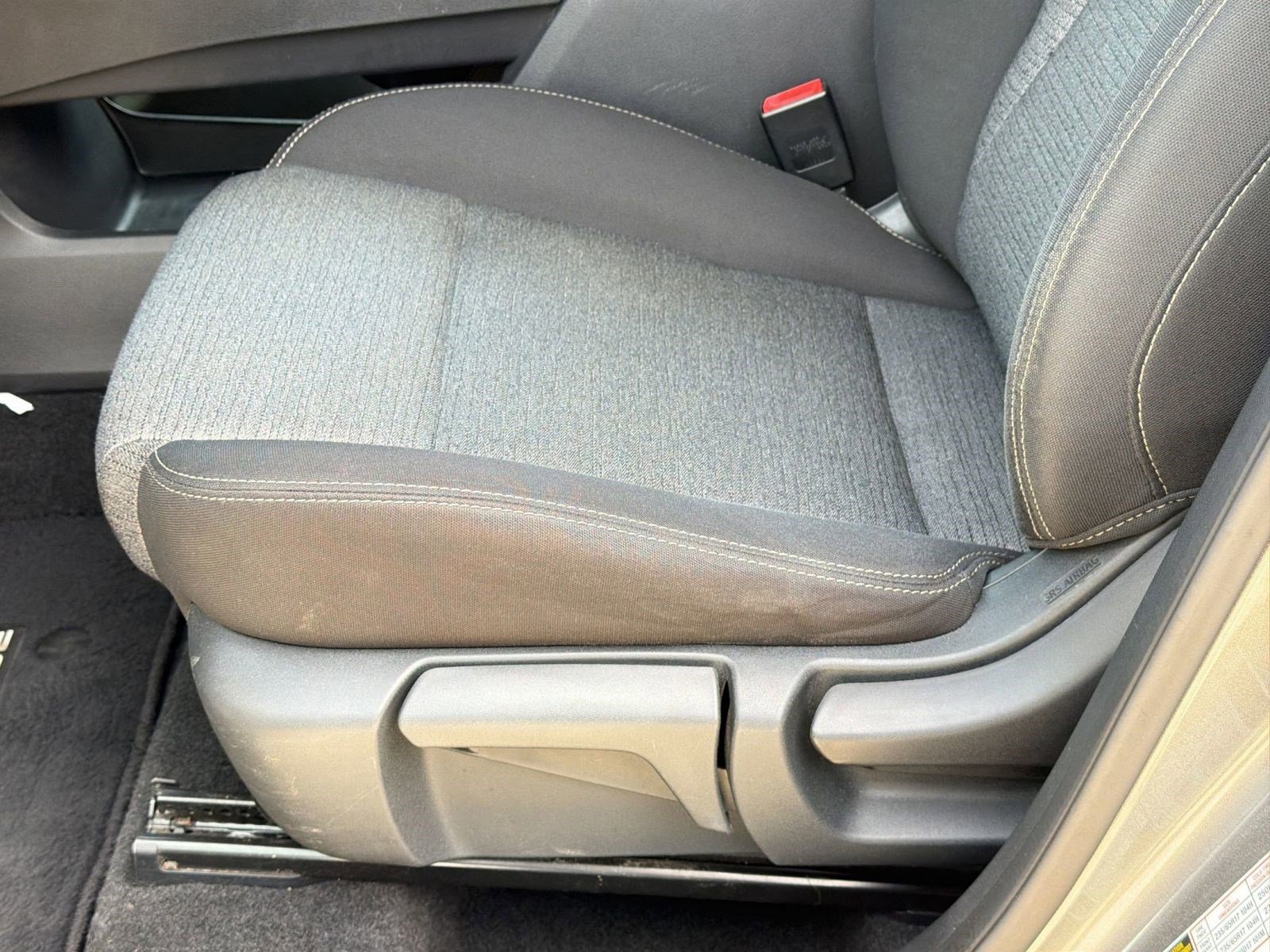 Used 2021 Nissan Rogue S image 14