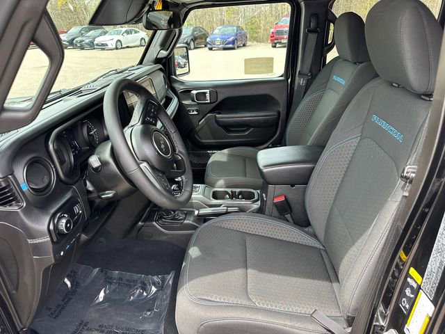 Used 2025 Jeep Wrangler Unlimited Rubicon 4xe w/ Convenience Group AWD/4WD image 32