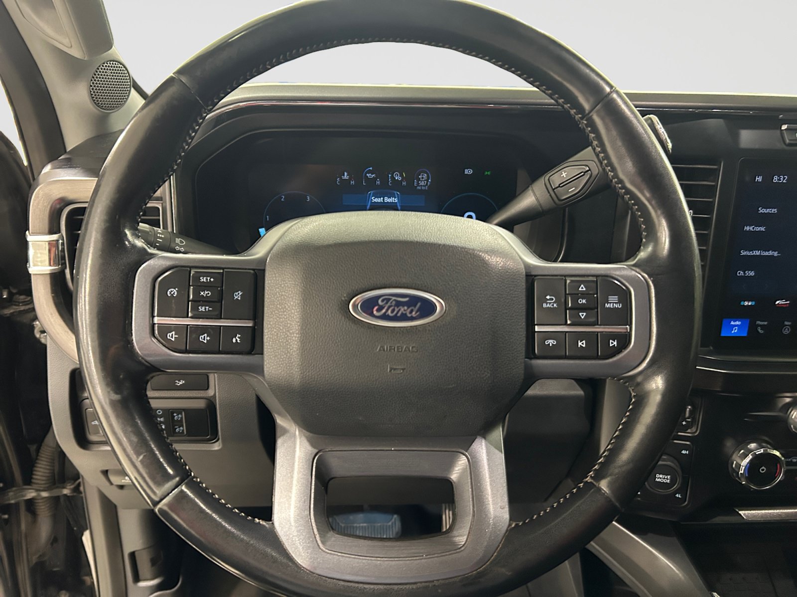 Used 2023 Ford F350 Lariat w/ FX4 Off-Road Package AWD/4WD image 13