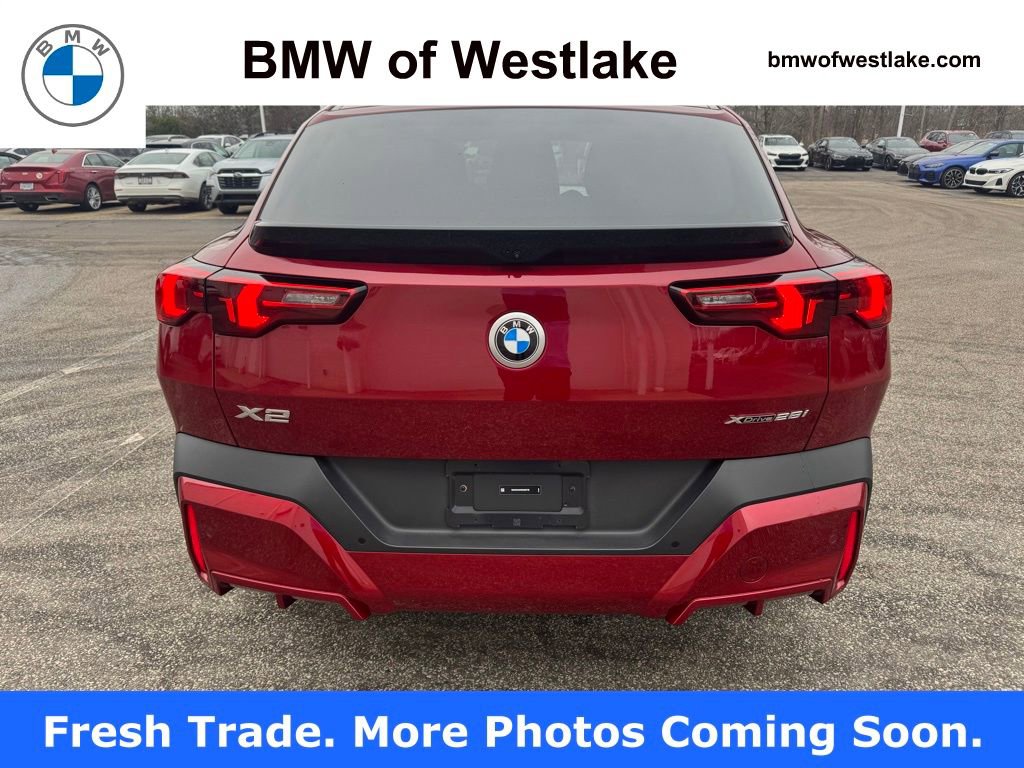 Certified 2025 BMW X2 xDrive28i image 4
