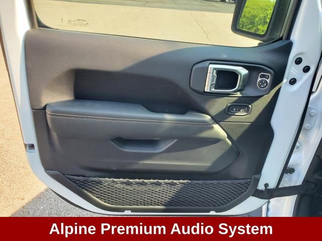 New 2025 Jeep Wrangler Sahara image 9