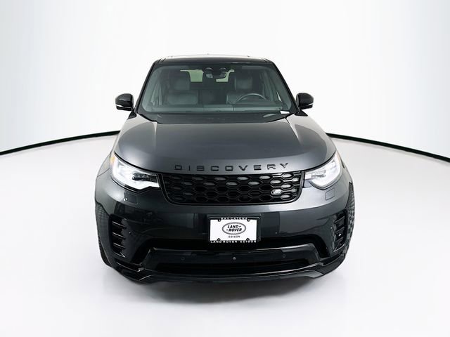 Used 2024 Land Rover Discovery Dynamic SE image 2