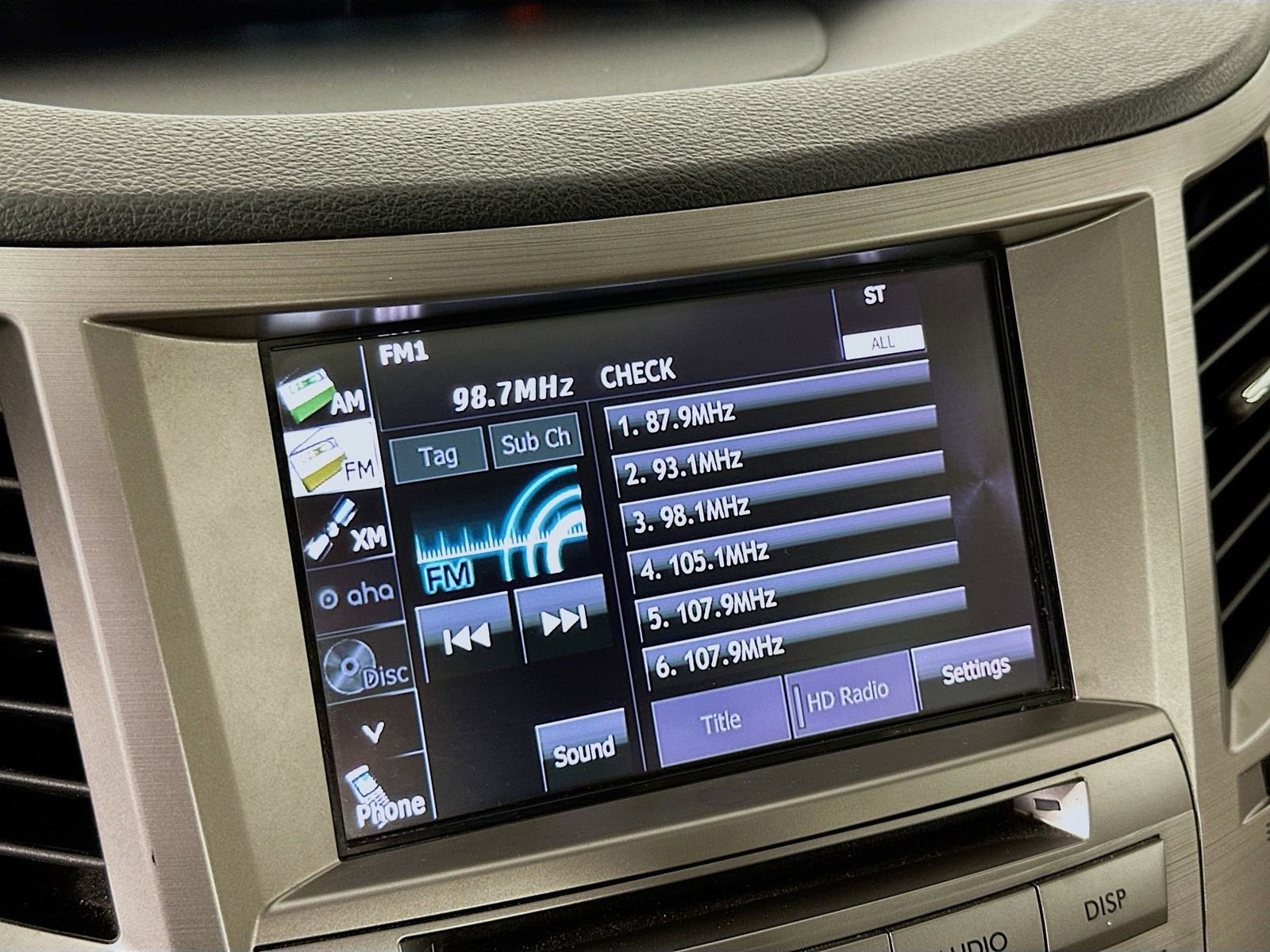 Used 2014 Subaru Outback 3.6R Limited AWD/4WD image 17