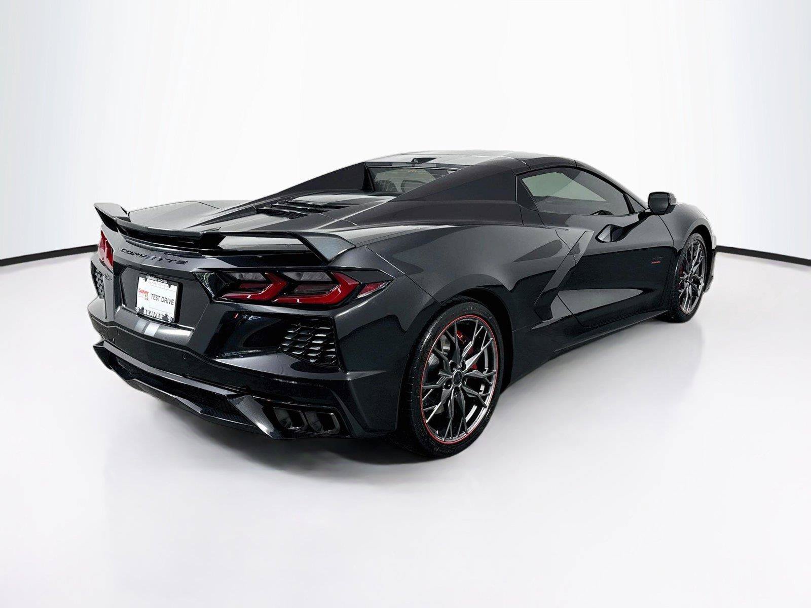 Used 2023 Chevrolet Corvette Stingray Premium Conv w/ Z51 Performance Package RWD image 2